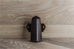 Наружный угол с крепежом 85 мм 