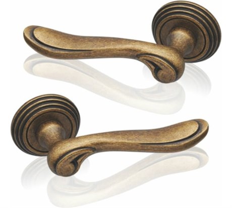 Дверная ручка ADDEN BAU ISOLA V209 AGED BRONZE V209 AGED BRONZE - фото 113868